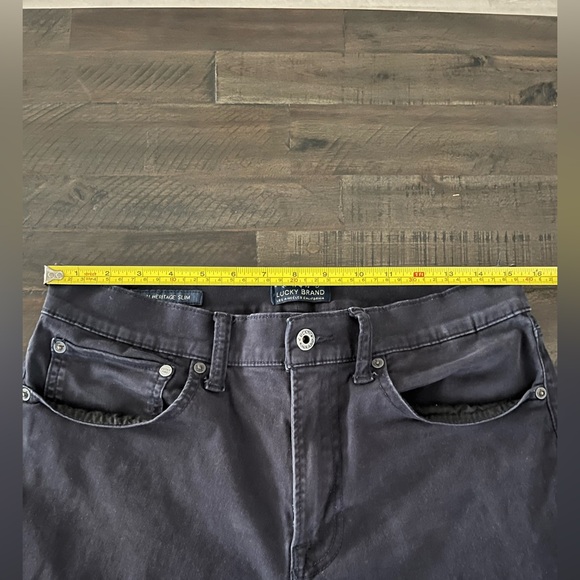 Lucky Brand Men's Dark Jeans - Picture 5 of 6